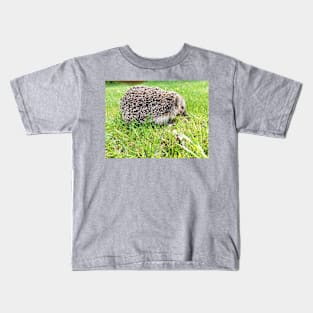 In the grass Kids T-Shirt